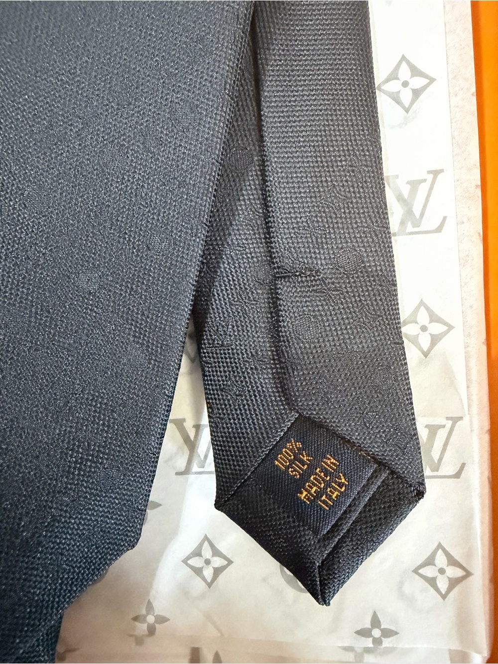 Louis Vuitton Tie Black - Picture 7 of 8